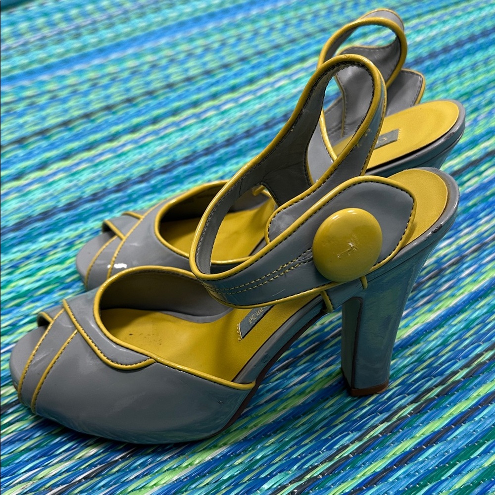 Adorable Chinese Laundry Heels